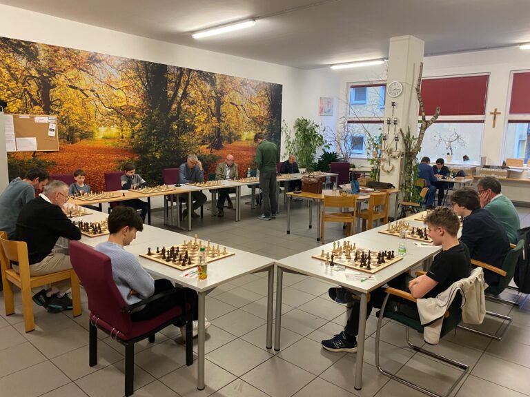 Simultan gegen den Klubmeister
